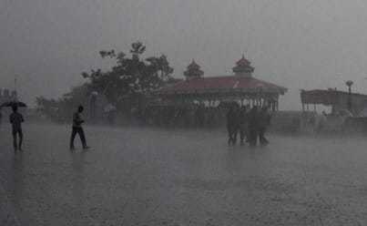 Weather Puja Update পুজোয় নিম্নচাপ, সপ্তমী থেকে দশমীতে ভারী বৃষ্টির পূর্বাভাস।