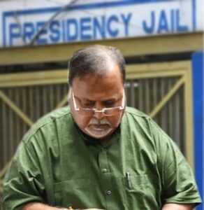 Presidency Jail to Partho জেলের পুজোতেও অনুমতি মিলল না পার্থর।